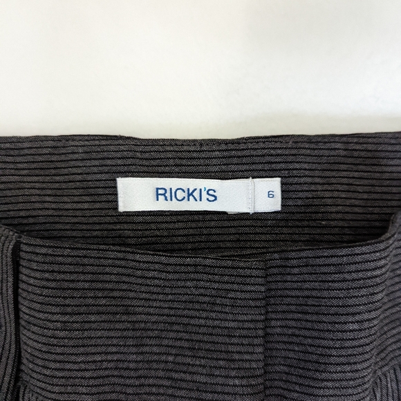 Dress pants - Picture 3 of 4